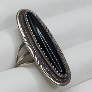 Excellent Navajo Onyx Sterling Ring Signed: B